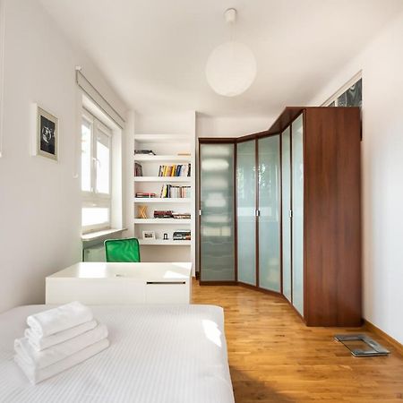 Plac Wilsona 2-Bedroom Apartment Varsovie Extérieur photo